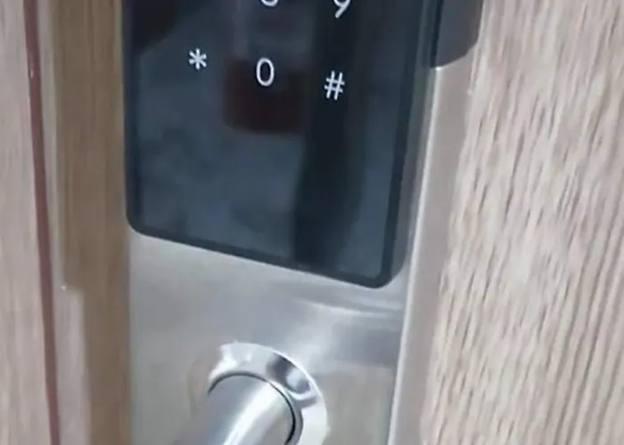 Guest house The Donegal With Wi-fi Netflix Parking With Fee 4*