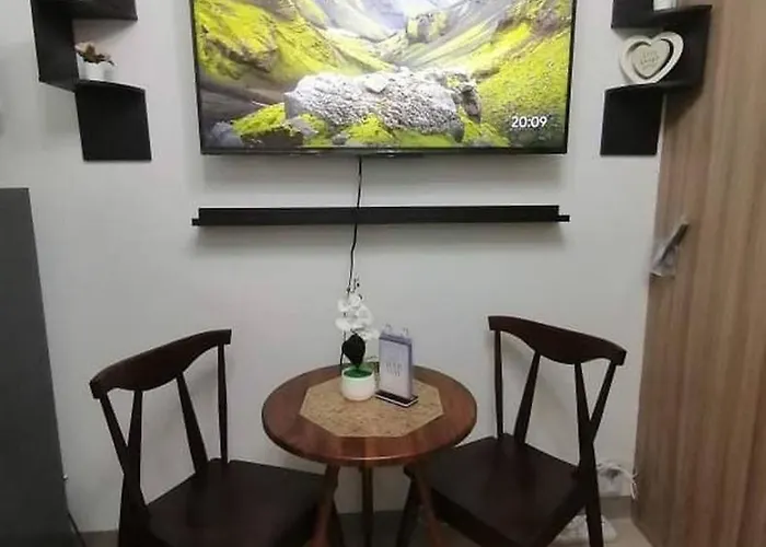 The Donegal With Wi-fi Netflix Parking With Fee Guest house 4*